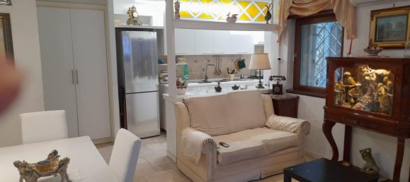 5 rooms House in Naples, Italy No. 98067 12