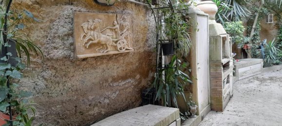 5 rooms House in Naples, Italy No. 98067 3
