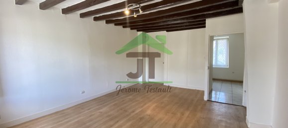 Edificio de 5 dormitorios en Patay, France No. 94183 14