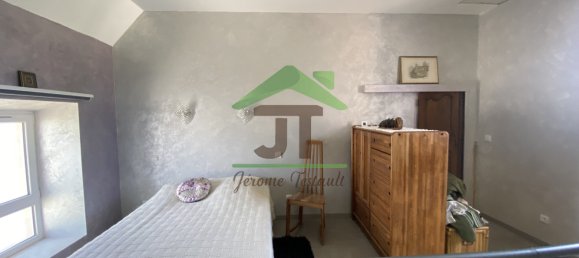 Edificio de 5 dormitorios en Patay, France No. 94183 2