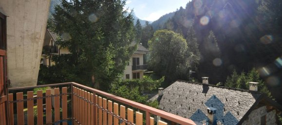 3 bedrooms Apartment in Piazzatorre, Italy No. 370118 11