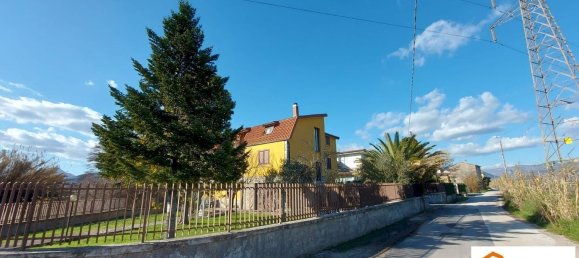 14 rooms Villa in Monteroduni, Italy No. 69116 3