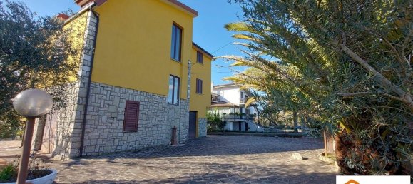 14 rooms Villa in Monteroduni, Italy No. 69116 12