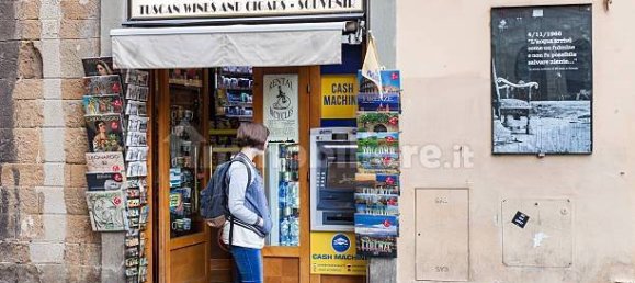 Propiedad comercial de 3 habitaciónes en Alassio, Italy No. 189145 25