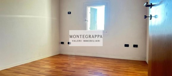 Casa de 6 habitaciónes en Piombino Dese, Italy No. 169347 3