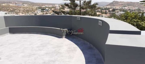 5 bedrooms Commercial property in Agios Athanasios, Cyprus No. 19646 8