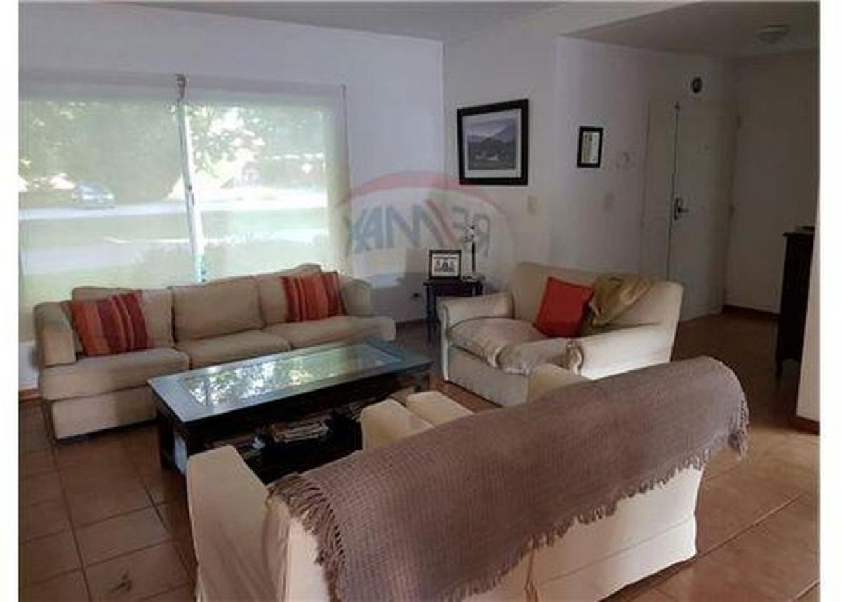 4 Schlafzimmer Haus in Pilar, Argentina, Nr. 1255