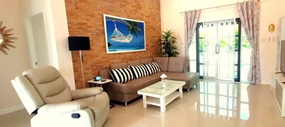 3 Schlafzimmer Villa in Cha-am, Thailand, Nr. 64582 4