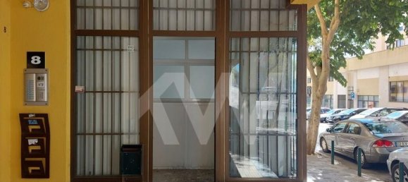 Коммерческая недвижимость 55м² в Сетубал, Португалия № 57019 14