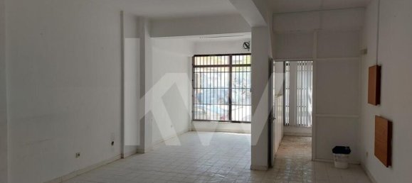 Коммерческая недвижимость 55м² в Сетубал, Португалия № 57019 12