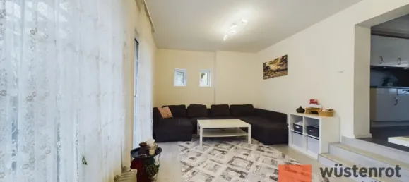 3 bedrooms Townhouse in Steinburg, Germany No. 26194 5