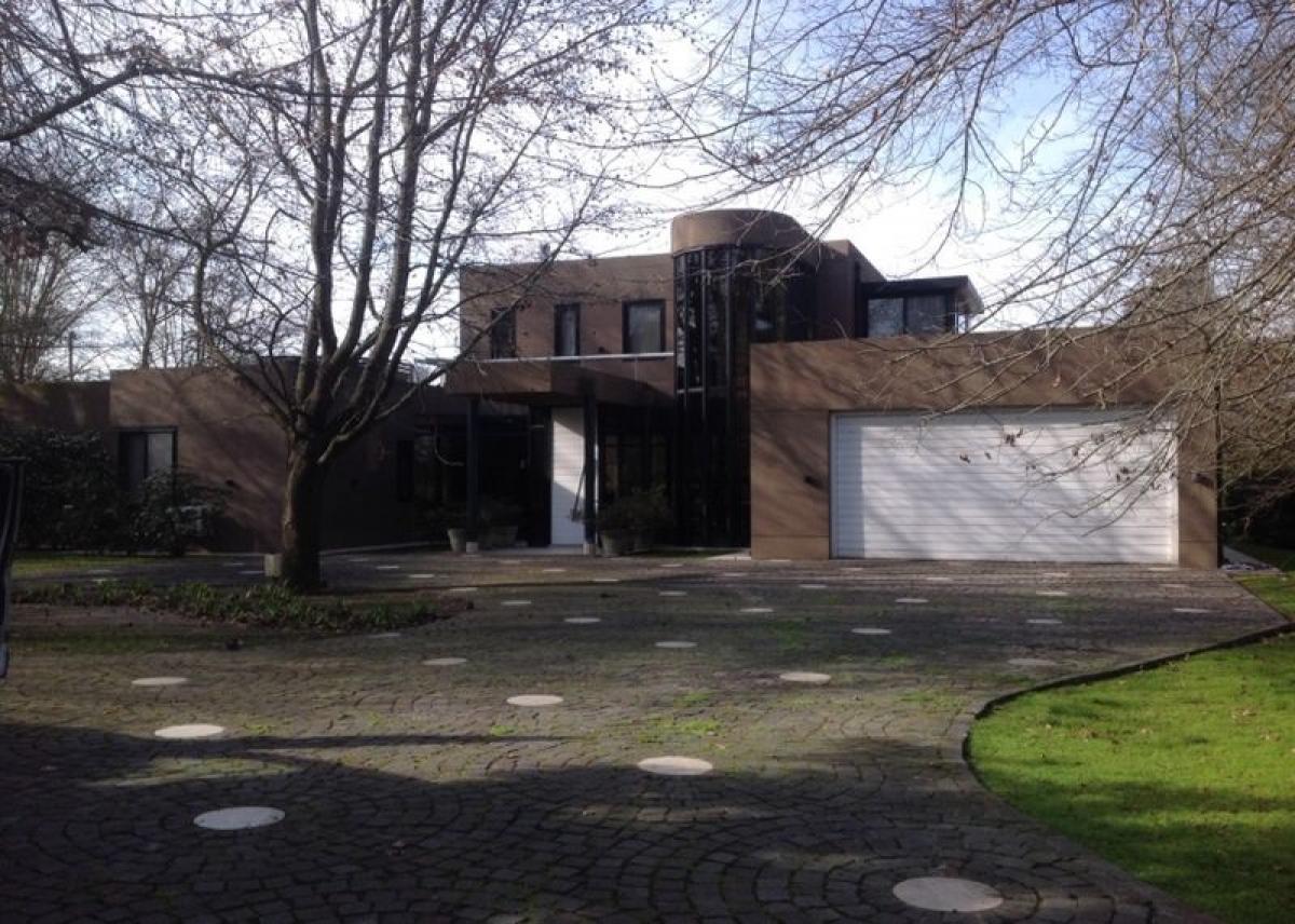 Дом с 4 спальнями в Пилар, Аргентина № 71773