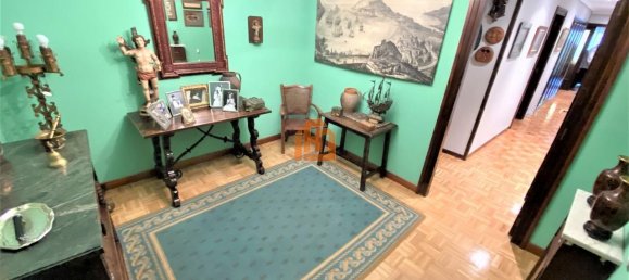 Apartamento de 4 dormitorios en León, Spain No. 78686 11