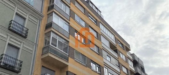 Apartamento de 4 dormitorios en León, Spain No. 78686 15