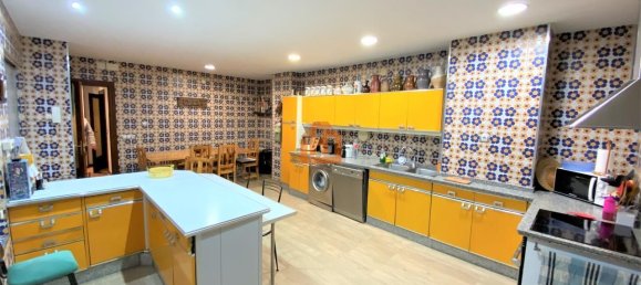 Apartamento de 4 dormitorios en León, Spain No. 78686 17