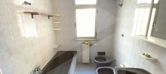 3-salle Appartement à Rutigliano, Italy No. 28458 8