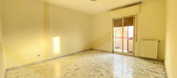 3-salle Appartement à Rutigliano, Italy No. 28458 2
