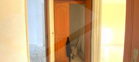 3-salle Appartement à Rutigliano, Italy No. 28458 9