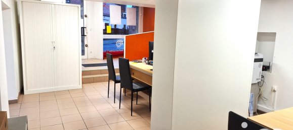 4-Zimmer Gewerbliche Immobilie in Mezieres-en-Brenne, France, Nr. 227618 3