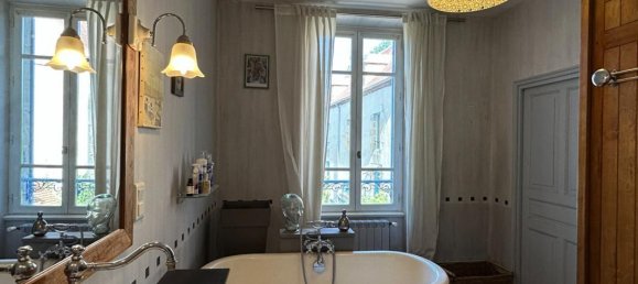 11 Schlafzimmer Haus in Noyant-d'Allier, France, Nr. 287434 4