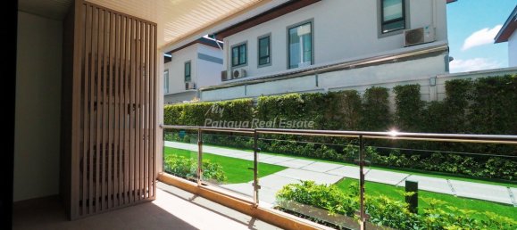 4 bedrooms Condo in Pattaya, Thailand No. 21740 12