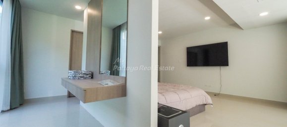 4 bedrooms Condo in Pattaya, Thailand No. 21740 29