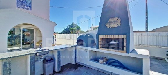 5 bedrooms House in Albufeira, Portugal No. 99710 2