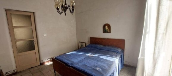 4-Zimmer Haus in Aci Catena, Italy, Nr. 67760 3
