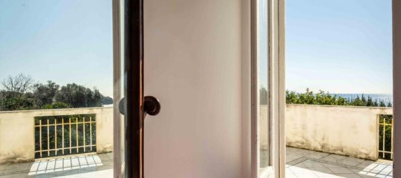 4 rooms Villa in Procida, Italy No. 128524 8