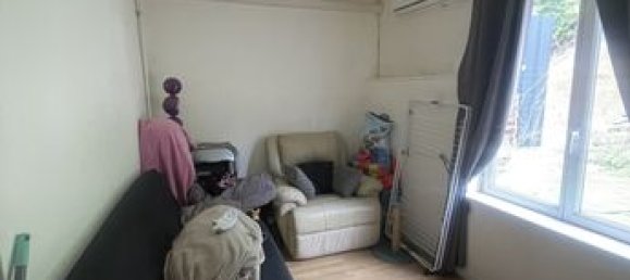 Casa de 3 dormitorios en Villeneuve-l'Archeveque, France No. 364004 7