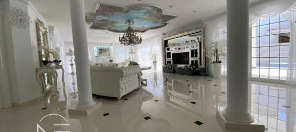 6 bedrooms Villa in Adeje, Spain No. 117147 22