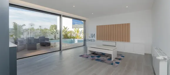 3 Schlafzimmer Haus in Cascais, Portugal, Nr. 115933 11