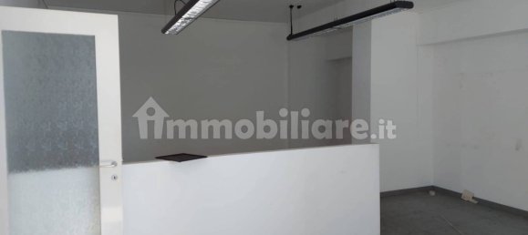 Lagerhaus in Corsico, Italy 1000m², Nr. 14030 6