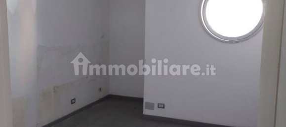Lagerhaus in Corsico, Italy 1000m², Nr. 14030 5