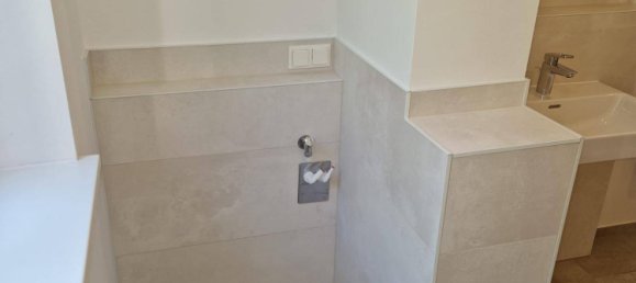 2-salle Appartement à Favoriten, Austria No. 250374 8