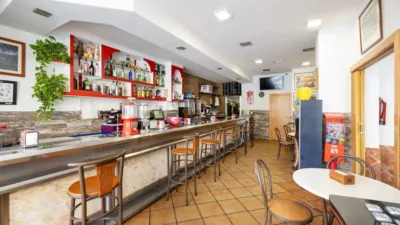 Propiedad comercial en Granada, Spain 120 m² No. 181213