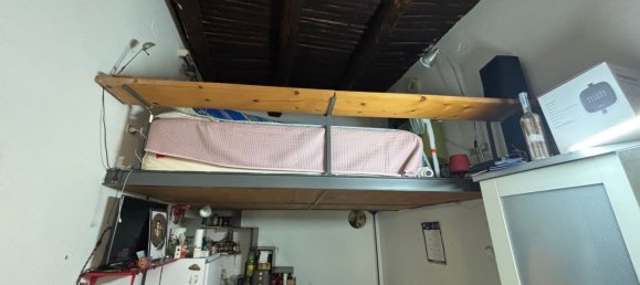 Studio à Naples, Italy No. 167990 3