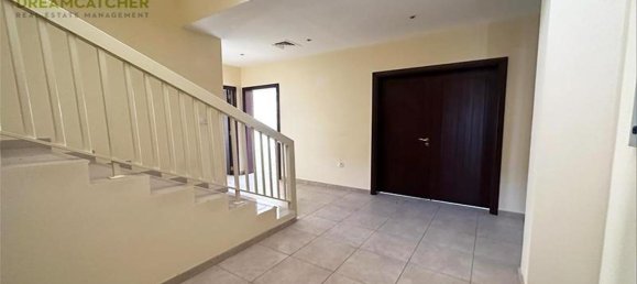 Villa T5 em Al Hamra Village, UAE N.º 34920 6