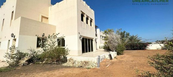 Villa T5 em Al Hamra Village, UAE N.º 34920 3