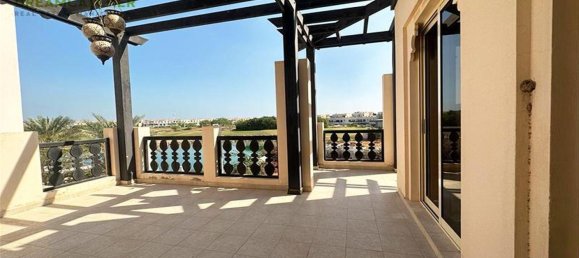 Villa T5 em Al Hamra Village, UAE N.º 34920 2