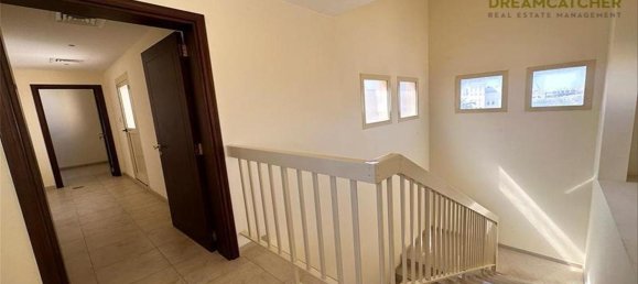 Villa T5 em Al Hamra Village, UAE N.º 34920 13