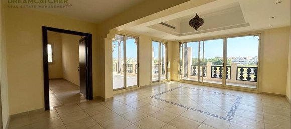 Villa T5 em Al Hamra Village, UAE N.º 34920 8
