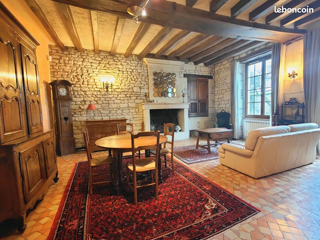 Дом с 5 спальнями в Шинон, Франция № 85100