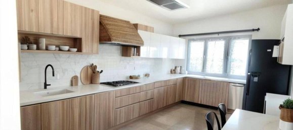 5 Schlafzimmer Haus in Chaumont-en-Vexin, France, Nr. 82364 5