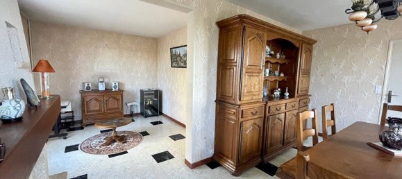 5 Schlafzimmer Haus in Chaumont-en-Vexin, France, Nr. 82364 2