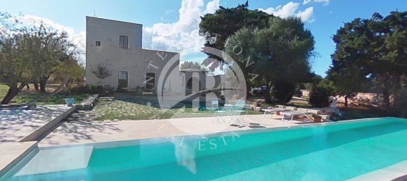 4 bedrooms Villa in Ostuni, Italy No. 156582 12