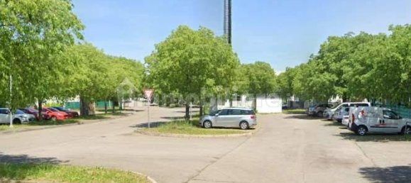 2 rooms Warehouse in Reggio Emilia, Italy No. 317430 10