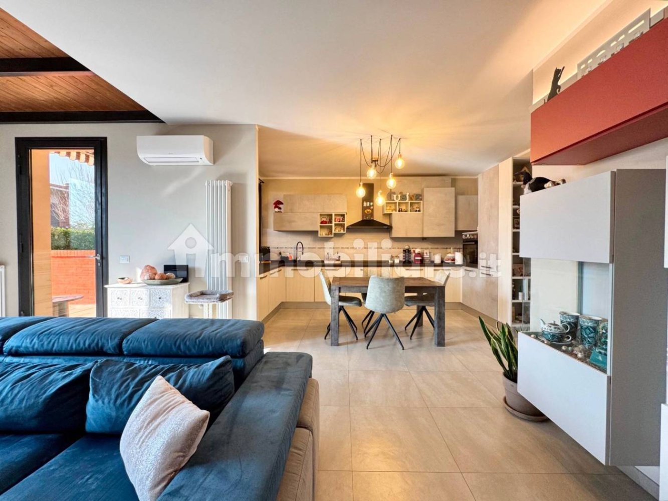 2 Schlafzimmer Haus in Parma, Italy, Nr. 227255