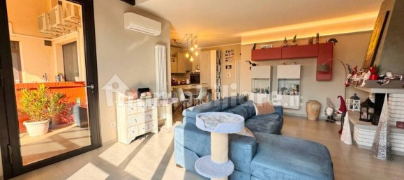 2 Schlafzimmer Haus in Parma, Italy, Nr. 227255 10