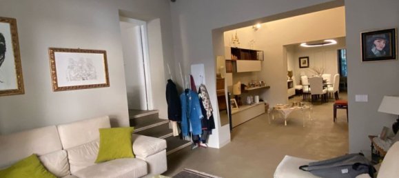 9 rooms Apartment in Palermo, Italy No. 178469 4